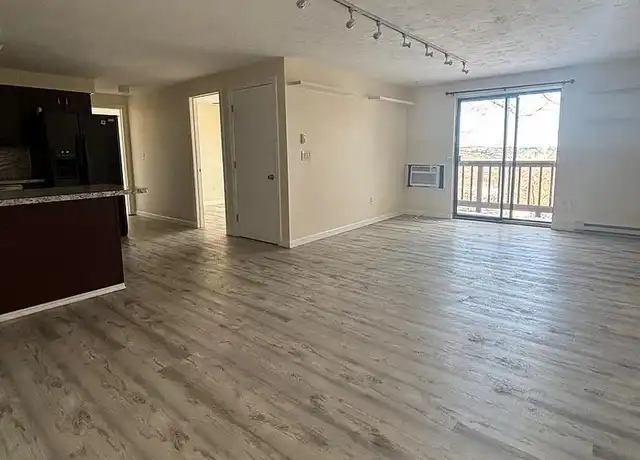 Property at 10 Hulbert Rd #23, Worcester, MA, 01603, 2 beds, 1 bath, [object Object]