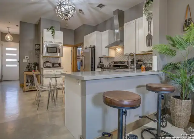 Property at 1542 N Alamo St, San Antonio, TX, 78215, 2 beds, 2 baths, [object Object]
