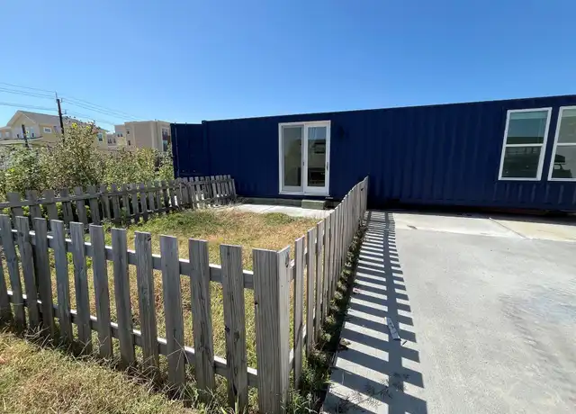 Property at 820 51st St, Galveston, TX, 77551, 1 bed, 1 bath, [object Object]