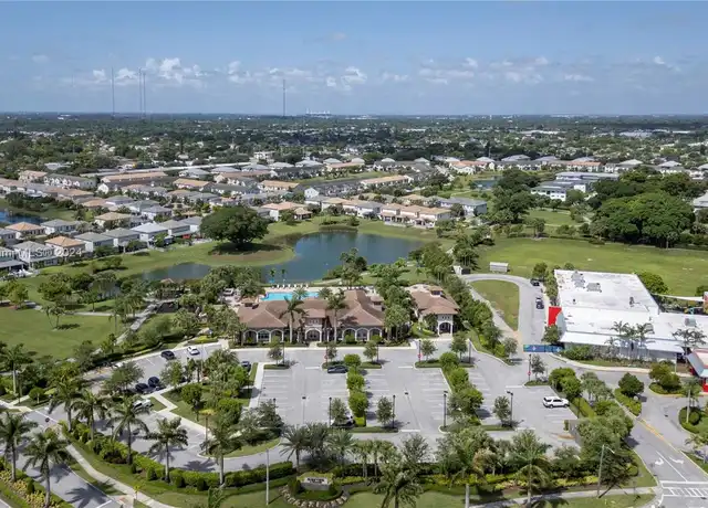Property at 1240 Eucalyptus Dr #2, Hollywood, FL, 33021, 3 beds, 2.5 baths, [object Object]