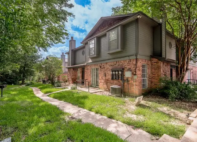 Property at 1228 Avenue O Unit I, Huntsville, TX, 77340, 2 beds, 2.5 baths, [object Object]