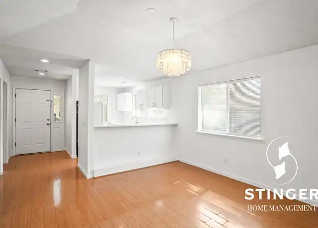 Property at 202 Battery Ln, Beaufort, SC, 29902, 2 beds, 2 baths, [object Object]