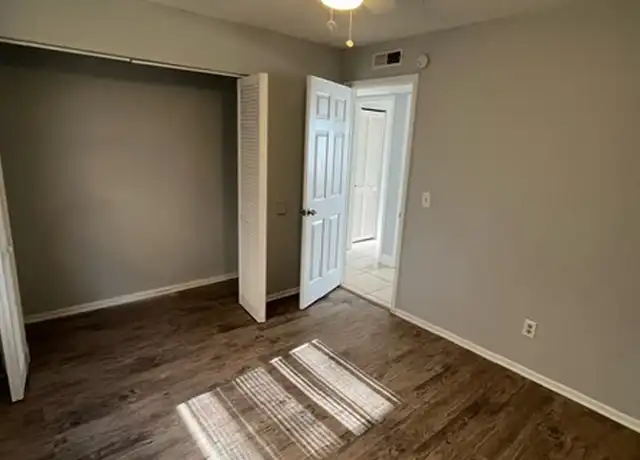 Property at 6909 N 22 St, Tampa, FL, 33610, 2 beds, 1 bath, [object Object]