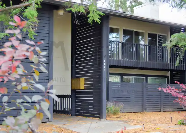 Property at 2801 S Grand Blvd #1, Spokane, WA, 99203, 2 beds, 1 bath, [object Object]