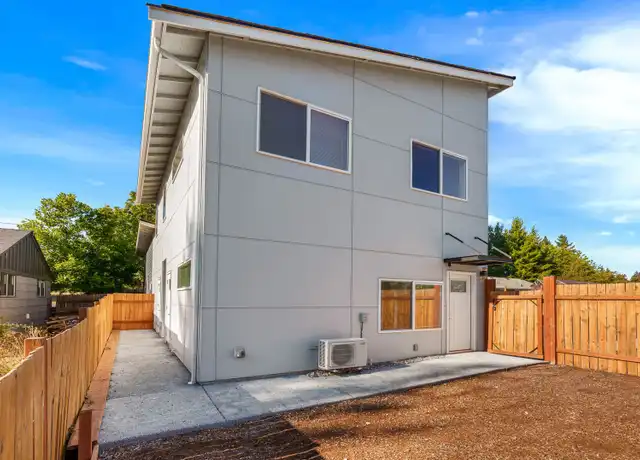 Property at 1741 N 130th St Unit A, Seattle, WA, 98133, 3 beds, 1.5 baths, [object Object]