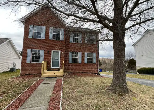 Property at 195 Sequoia Cir NW, Christiansburg, VA, 24073, 3 beds, 2.5 baths, [object Object]