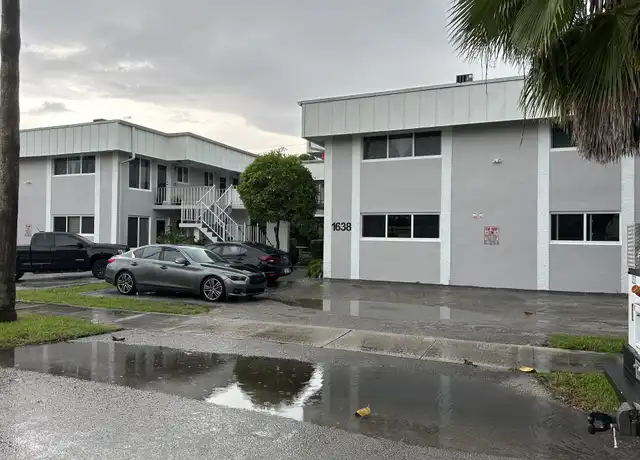 Property at 1638 Dewey St Unit 202, Hollywood, FL, 33020, 1 bed, 1 bath, [object Object]