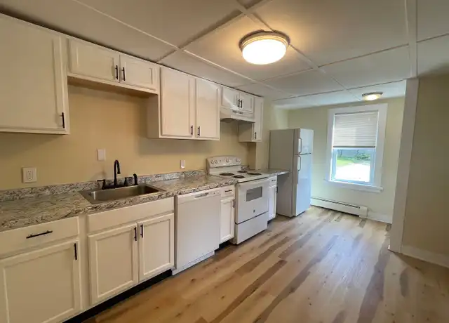Property at 862 Main St Unit 862 Main, Dalton, MA, 01226, 2 beds, 1 bath, [object Object]