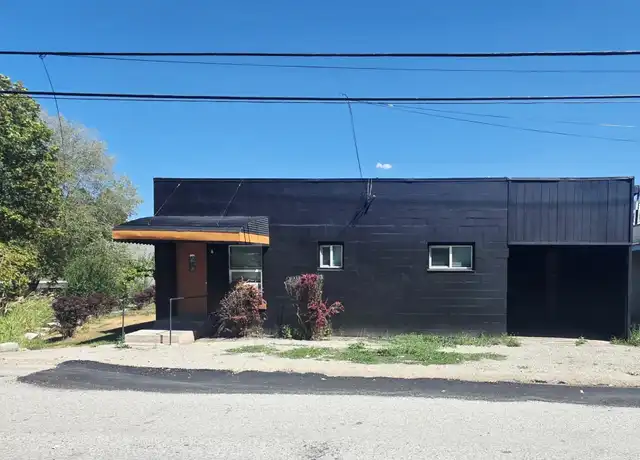 Property at 103A S 2nd St W, Chewelah, WA, 99109, 1 bed, 1 bath, [object Object]