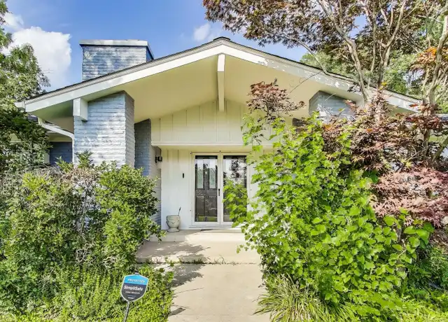 Property at 69 Windsor Dr, Oak Brook, IL, 60523, 4 beds, 3.5 baths, [object Object]