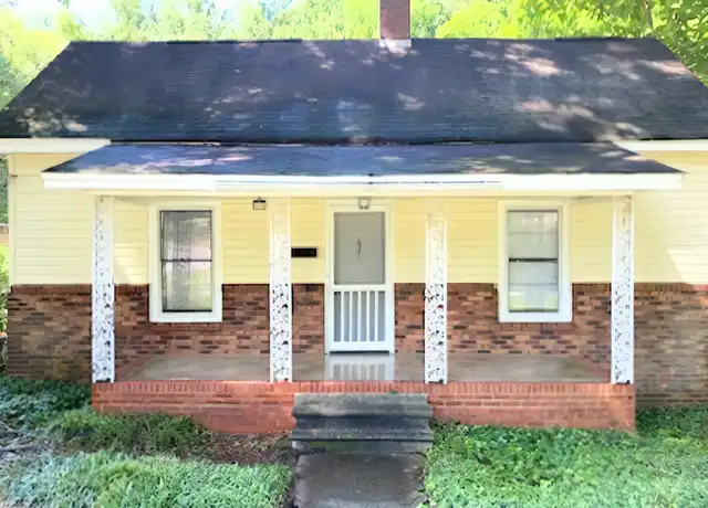 Property at 621 N Mountain St, Cherryville, NC, 28021, 2 beds, 1 bath, [object Object]