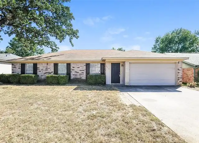 Property at 4210 Maple Springs Dr, Arlington, TX, 76001, 3 beds, 2 baths, [object Object]