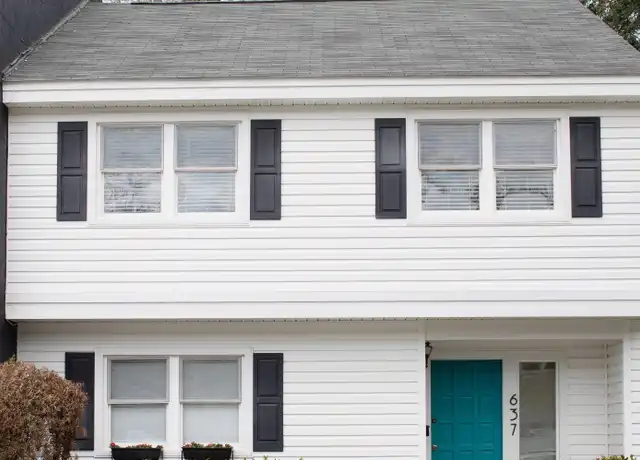 Property at 637 Bay Tree Ct, Mount Pleasant, SC, 29464, 3 beds, 2.5 baths, [object Object]