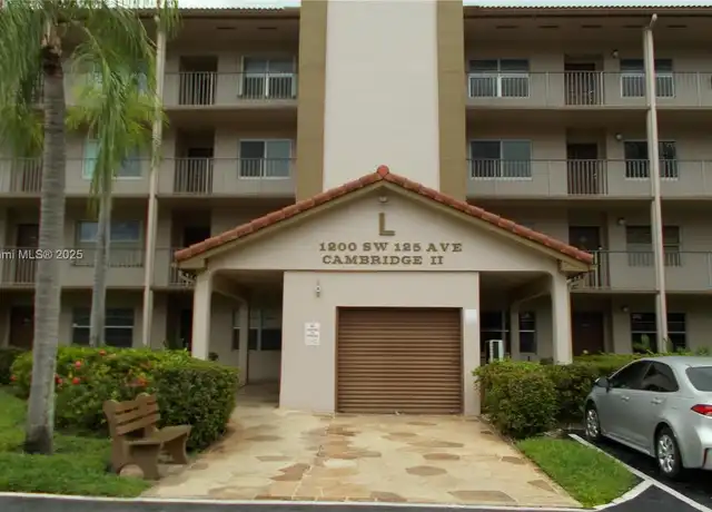 Property at 1200 SW 125th Ave Unit 202L, Pembroke Pines, FL, 33027, 1 bed, 1.5 baths, [object Object]
