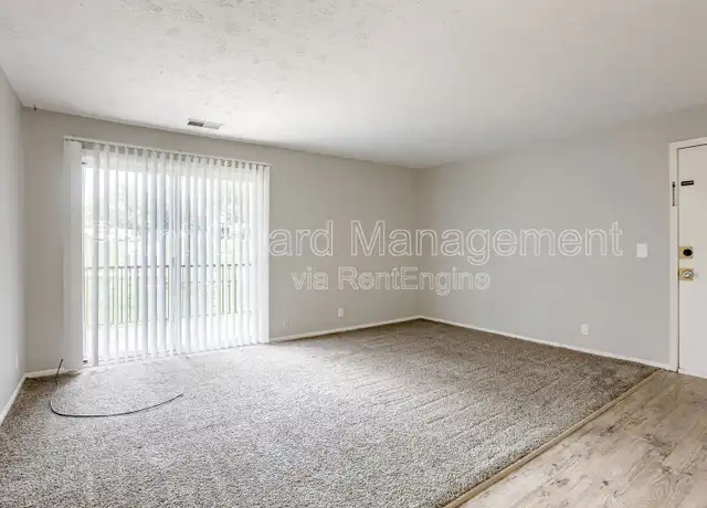 Property at 1408 Lee Dr Unit 38, Bellevue, NE, 68005, 2 beds, 1 bath, [object Object]