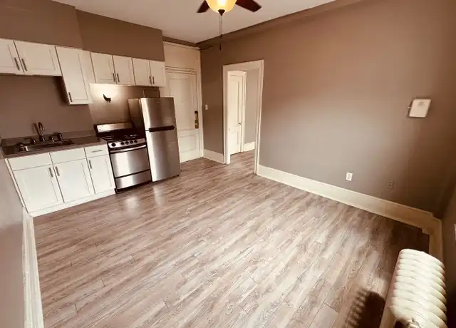 Property at 7 W Philadelphia St Unit 3C, York, PA, 17401, 1 bed, 1 bath, [object Object]