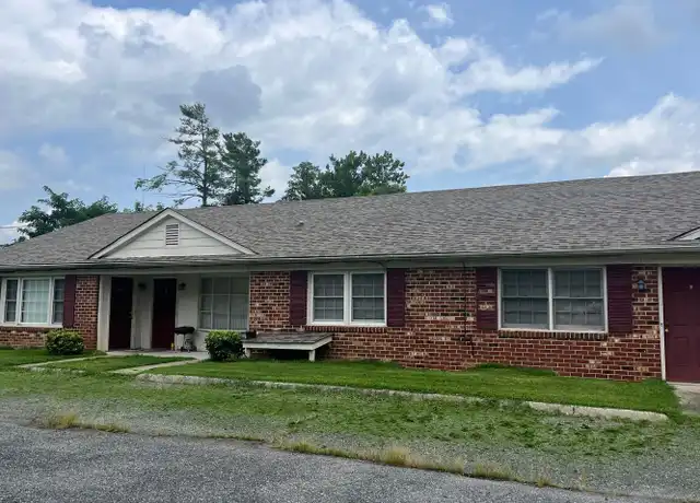 Property at 3307 Old Forest Rd Unit 01, Lynchburg, VA, 24501, 2 beds, 1 bath, [object Object]