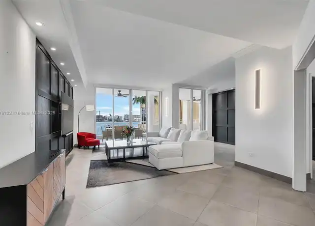 Property at 848 Brickell Key Dr #301, Miami, FL, 33131, 2 beds, 2.5 baths, [object Object]