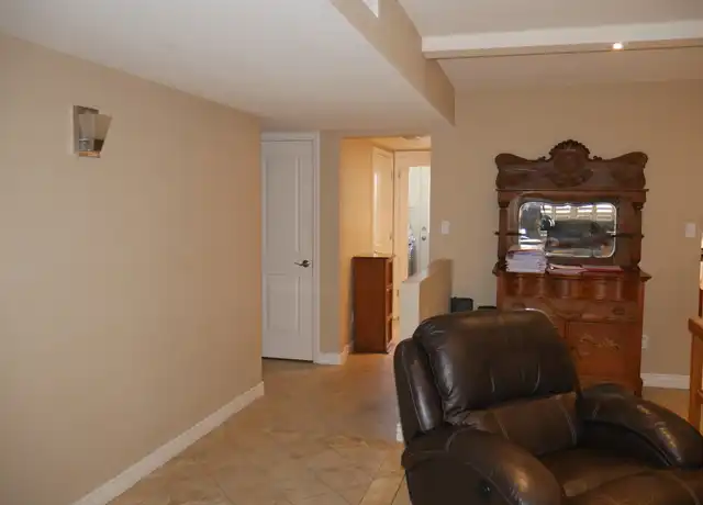 Property at 2813 E Cortez St, Phoenix, AZ, 85028, 3 beds, 2 baths, [object Object]