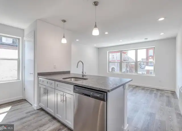 Property at 751 N 43rd St Unit 302, Philadelphia, PA, 19104, 2 beds, 1 bath, [object Object]