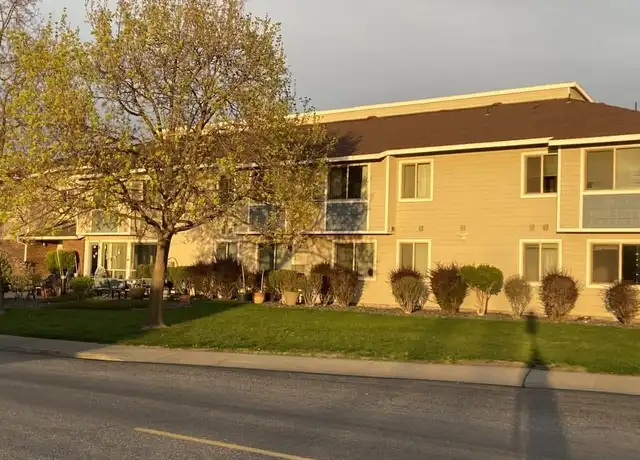 Property at 1403 Meade Ave, Prosser, WA, 99350, 1 bed, 1 bath, [object Object]