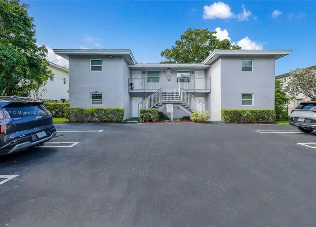 Property at 560 SW 50th Ter Unit 1, Margate, FL, 33068, 4 beds, 2 baths, [object Object]
