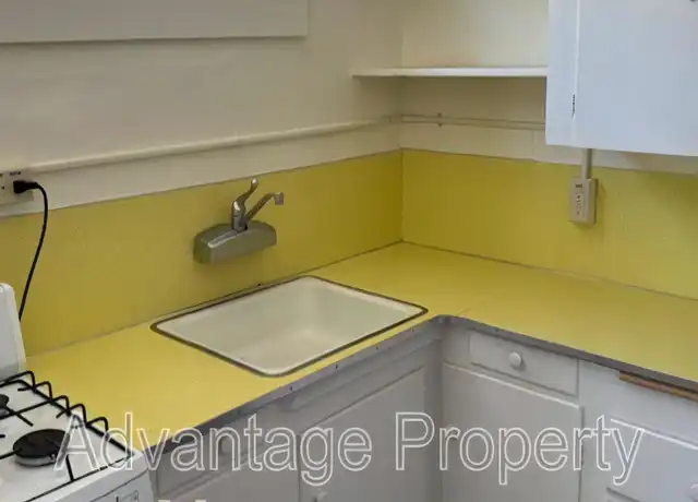 Property at 335 NW 10th St, Corvallis, OR, 97330, 1 bed, 1 bath, [object Object]