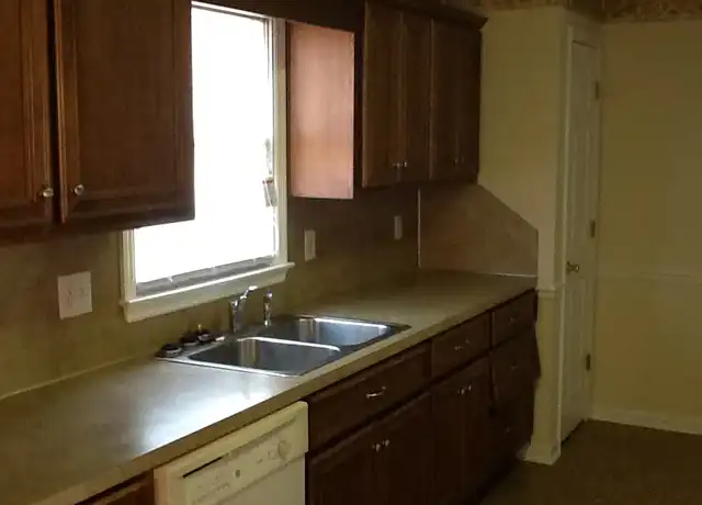 Property at 308 Sunny Ln, Phenix City, AL, 36869, 3 beds, 2 baths, [object Object]