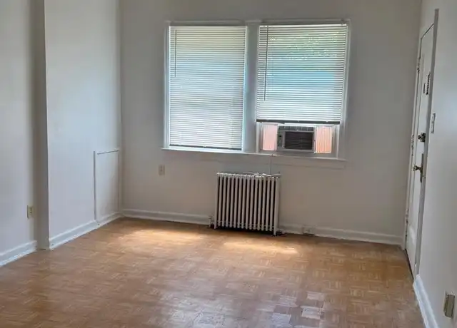 Property at 2633 30th St SE Unit 2, Washington, DC, 20020, 1 bed, 1 bath, [object Object]