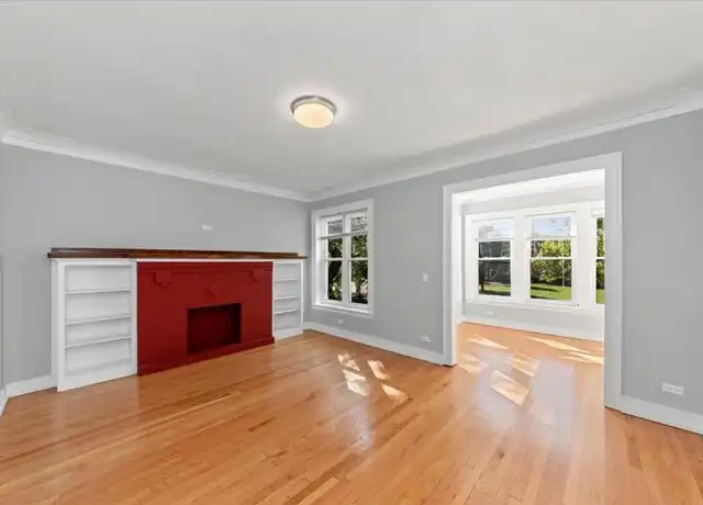 Property at 4821 N Washtenaw Ave, Chicago, IL, 60625, 2 beds, 1 bath, [object Object]