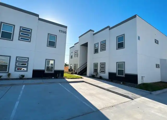 Property at 1700 New Orleans Cir Unit C, Pharr, TX, 78577, 2 beds, 2 baths, [object Object]