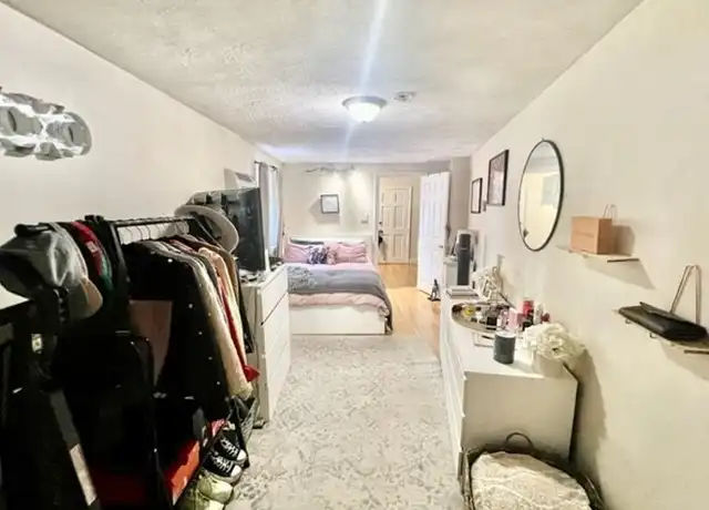 Property at 20 Bartlett Pl Unit 2, Boston, MA, 02113, 1 bed, 1 bath, [object Object]