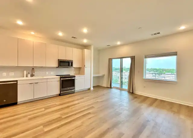 Property at 4802 S Congress Ave, Austin, TX, 78745, 1 bed, 1 bath, [object Object]