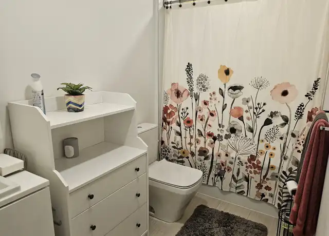 Property at 8001 Woodmont Ave Unit 613, Bethesda, MD, 20814, 1 bed, 1 bath, [object Object]