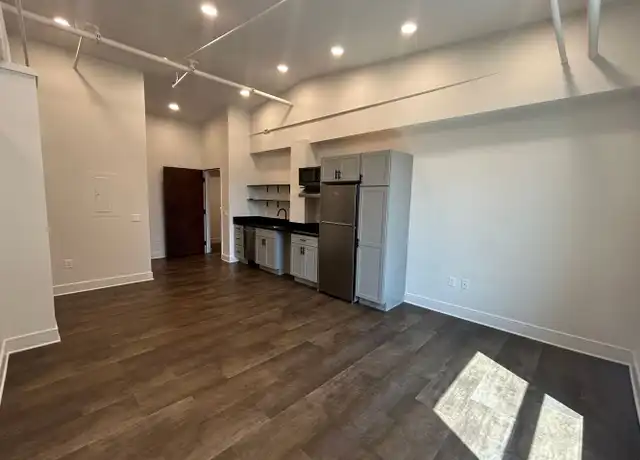 Property at 8 W King St Apt 401, Lancaster, PA, 17603, 0 beds, 1 bath, [object Object]