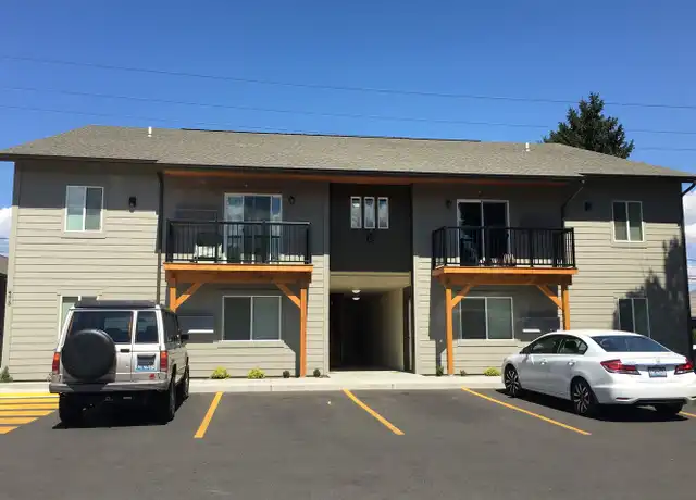 Property at 475 N Elliott Ave Unit 02, Wenatchee, WA, 98801, 2 beds, 1 bath, [object Object]