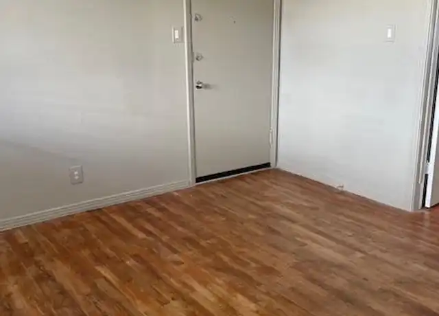 Property at 4311 Alabama St Unit 5, Houston, TX, 77027, 1 bed, 1 bath, [object Object]