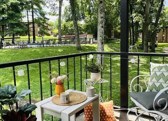 Property at 2601 Hillsboro Pike Unit J9, Nashville, TN, 37212, 1 bed, 1 bath, [object Object]