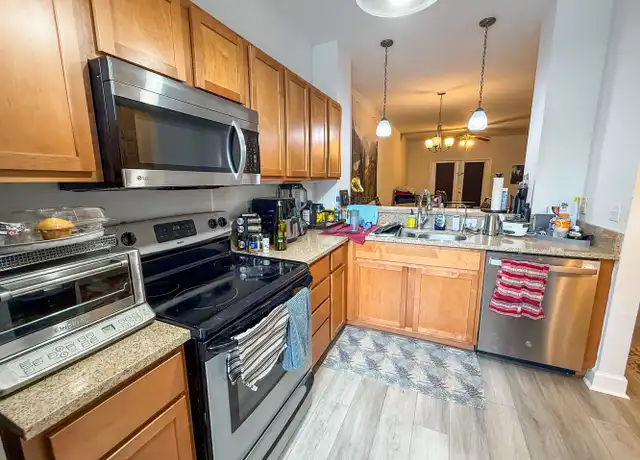 Property at 2508 SW 35th Pl, Gainesville, FL, 32608, 2 beds, 2.5 baths, [object Object]