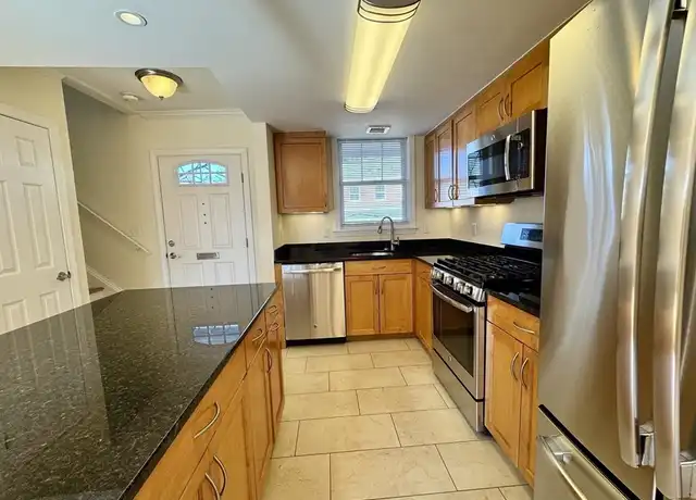 Property at 509 VFW Pkwy Unit 509, Chestnut Hill, MA, 02467, 1 bed, 1 bath, [object Object]