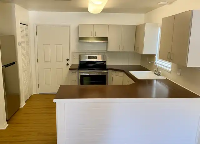 Property at 3220 SW 26 Way Unit B, Gainesville, FL, 32608, 2 beds, 1.5 baths, [object Object]