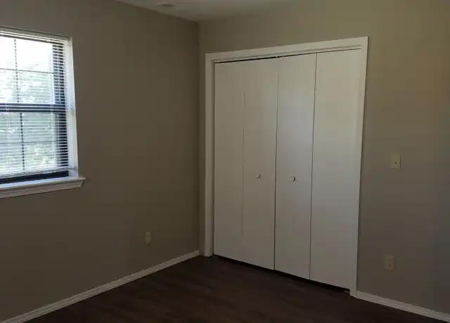 Property at 1109 Bird Rd Unit OK 1109-20, Branson, MO, 65616, 2 beds, 1 bath, [object Object]