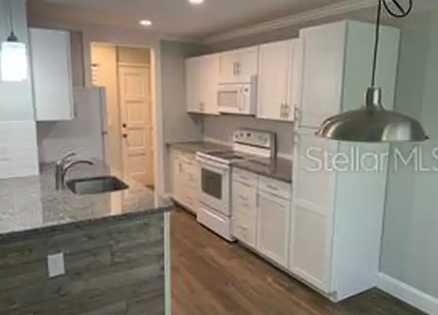Property at 314 Palm Coast Pkwy NE #204, Palm Coast, FL, 32137, 2 beds, 2 baths, [object Object]