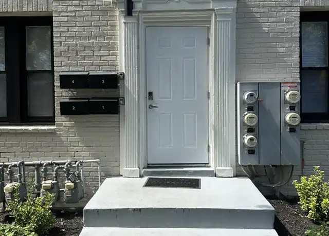 Property at 1212 16th St NE, Washington, DC, 20002, 2 beds, 1 bath, [object Object]