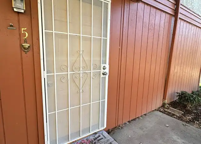 Property at 1331 Avalon St Apt 05, Klamath Falls, OR, 97603, 2 beds, 1 bath, [object Object]