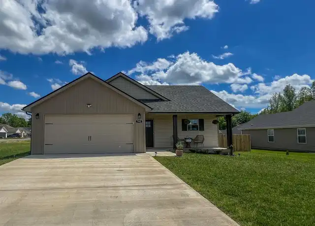 Property at 702 Gleason Dr, Clarksville, TN, 37042, 3 beds, 2 baths, [object Object]