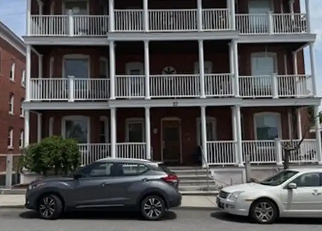 Property at 29 Graham St Unit B 1, Gardner, MA, 01440, 1 bed, 1 bath, [object Object]