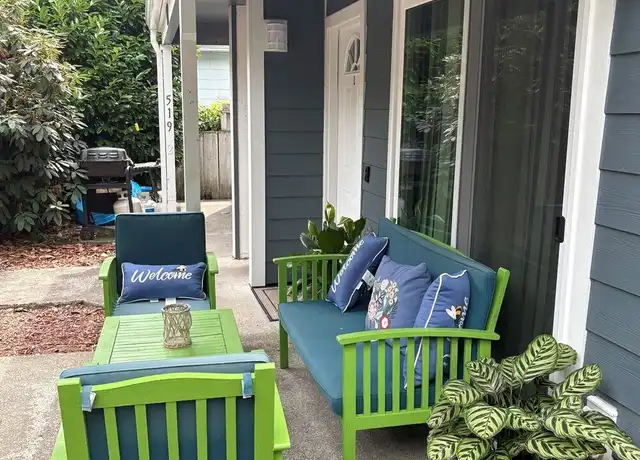 Property at 519 Burnett Ave S Unit 1, Renton, WA, 98057, 1 bed, 1 bath, [object Object]