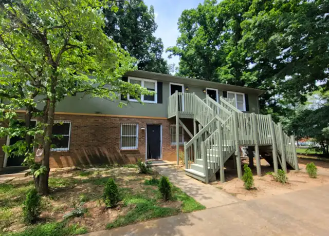 Property at 201 E Meadowview Rd Unit G, Greensboro, NC, 27406, 1 bed, 1 bath, [object Object]