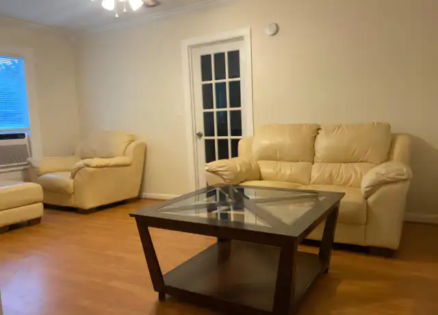 Property at 119 5th St NE, Winter Haven, FL, 33881, 2 beds, 1 bath, [object Object]
